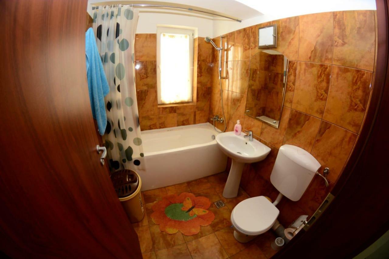 David Aprilia Apartment นาโวดาริ ภายนอก รูปภาพ